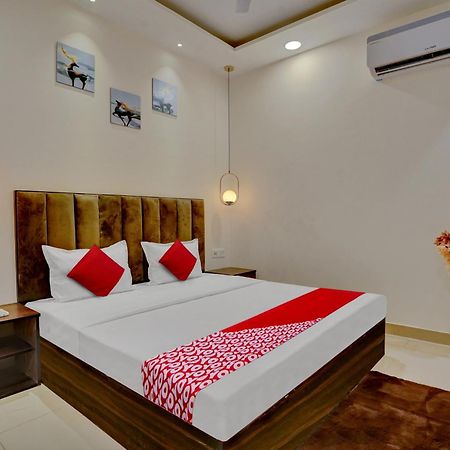Hotel O Orchid Ludhiana Buitenkant foto